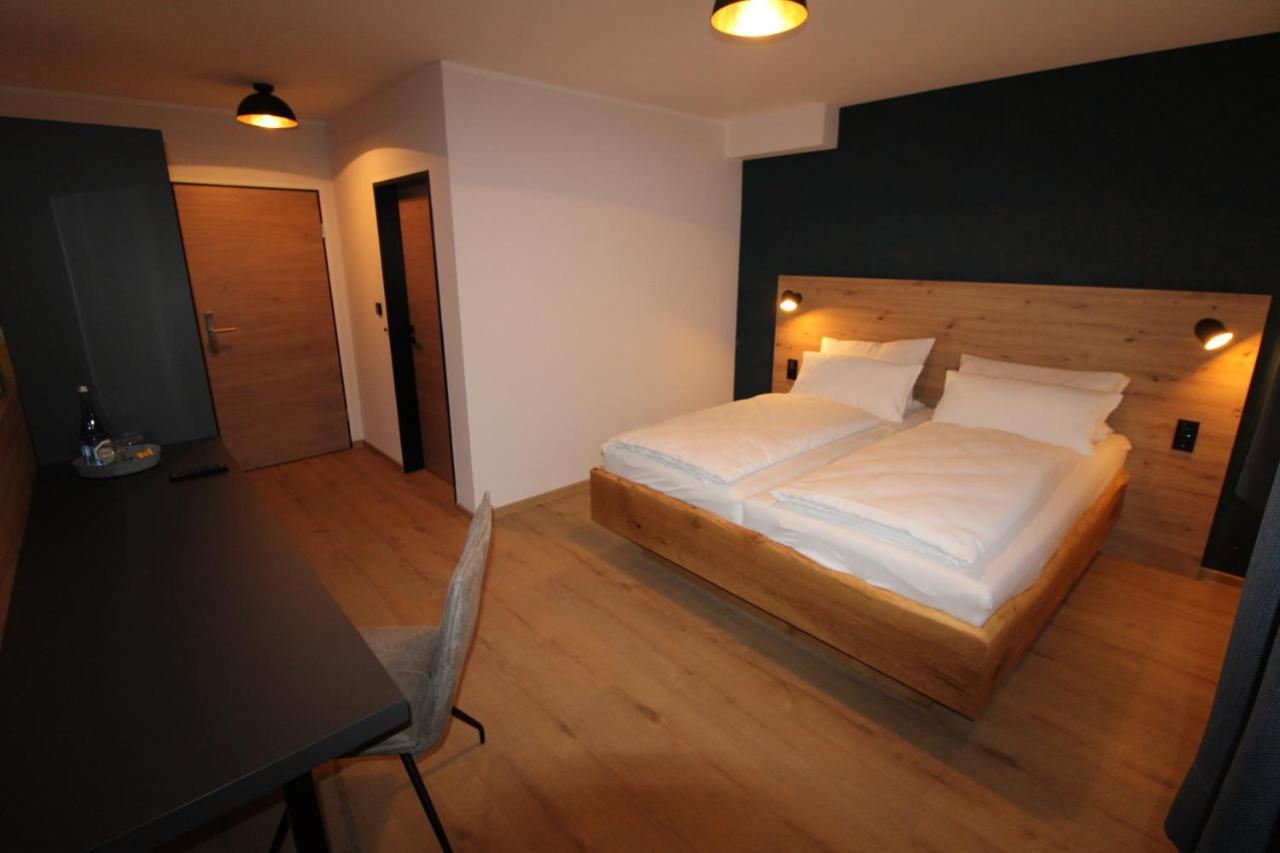 Der Hirsch Hotel Monschau Eksteriør billede