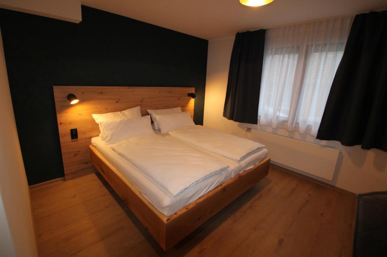 Der Hirsch Hotel Monschau Eksteriør billede